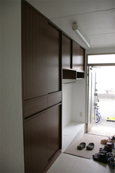 KW260 MS ENTRANCE STORAGE